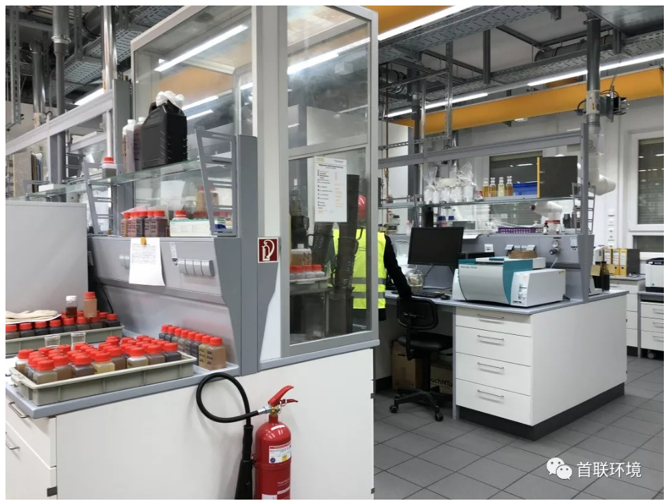 1540780934926197.png 1540780934926197.png