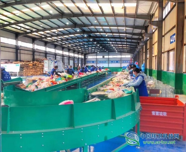 人民日?qǐng)?bào)：讓垃圾分類成為新時(shí)尚